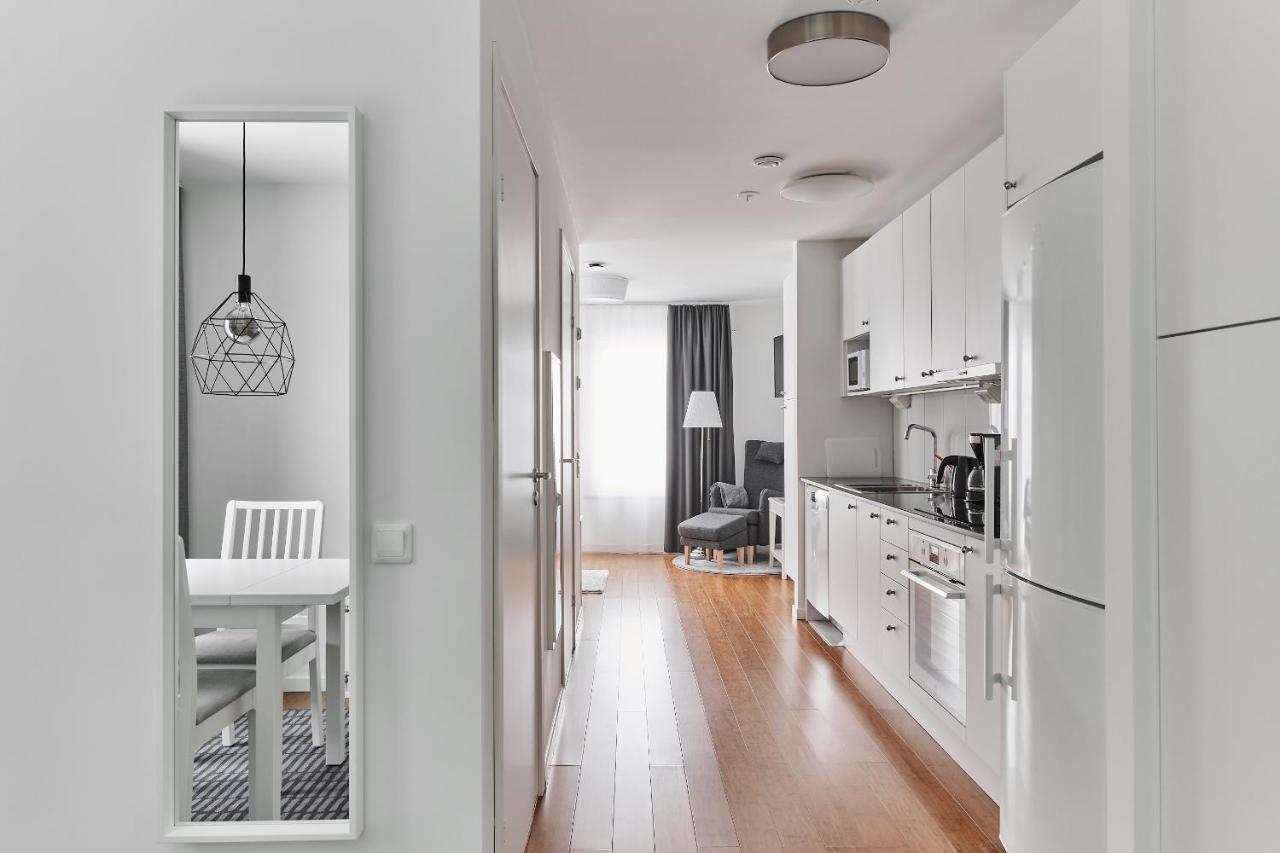 Continental Apartment Hotel Knivsta Knivsta  Екстер'єр фото