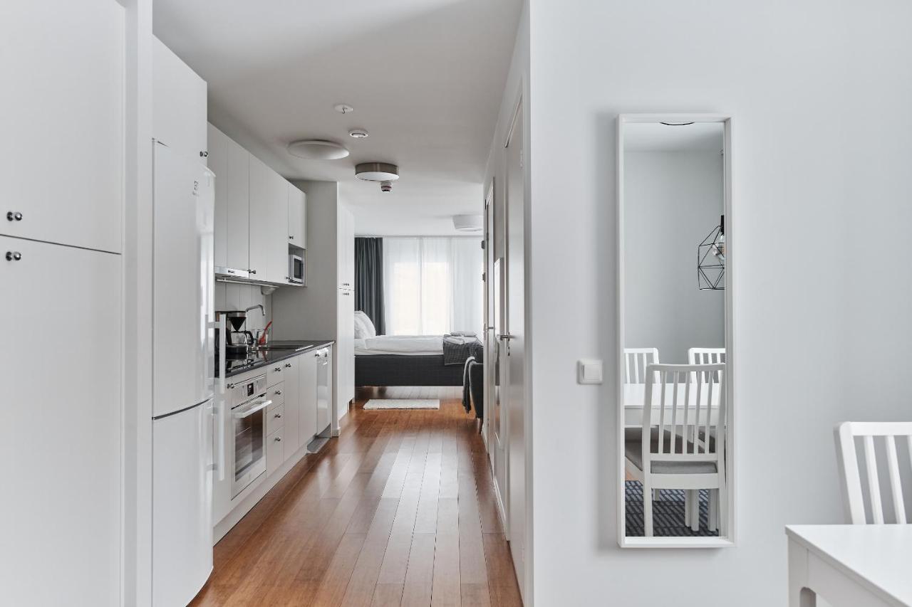 Continental Apartment Hotel Knivsta Knivsta  Екстер'єр фото