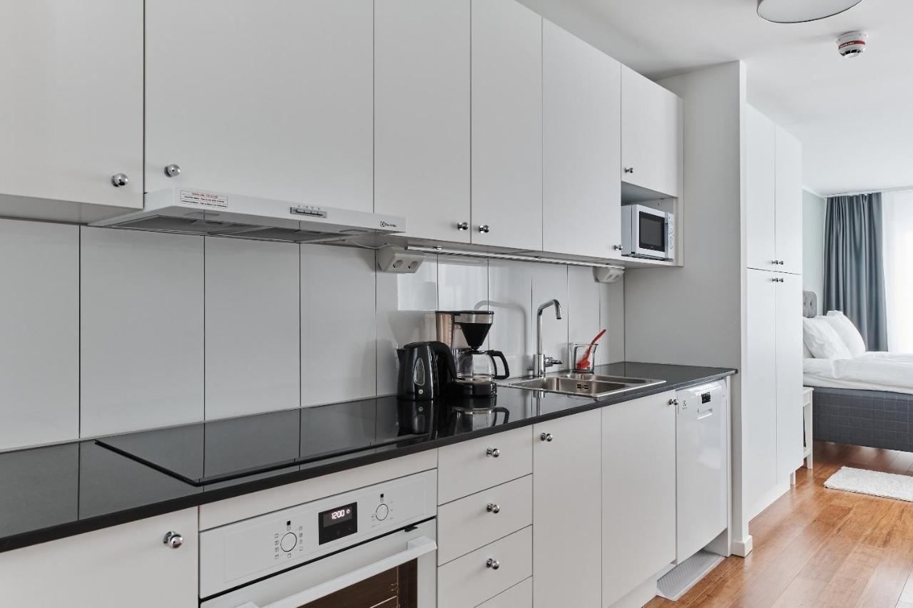 Continental Apartment Hotel Knivsta Knivsta  Екстер'єр фото