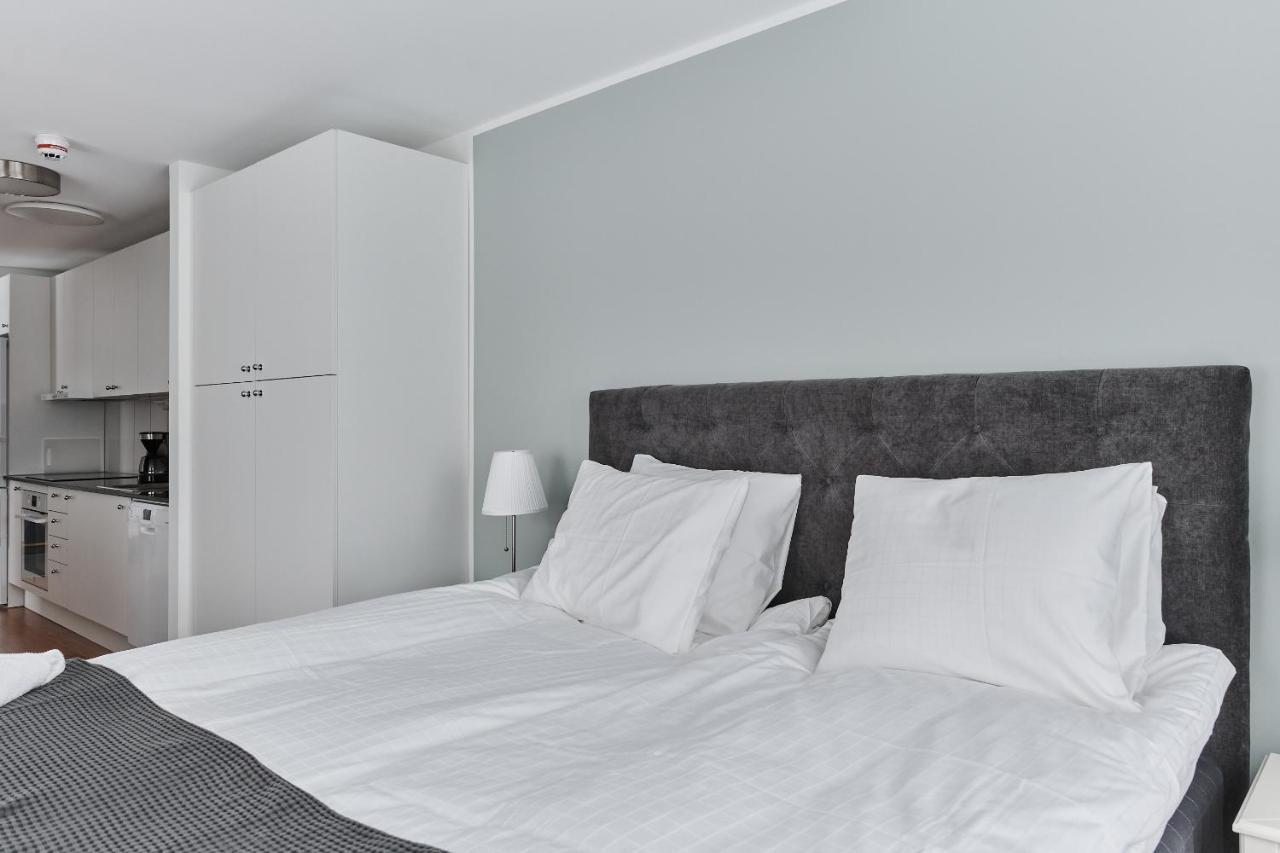 Continental Apartment Hotel Knivsta Knivsta  Екстер'єр фото