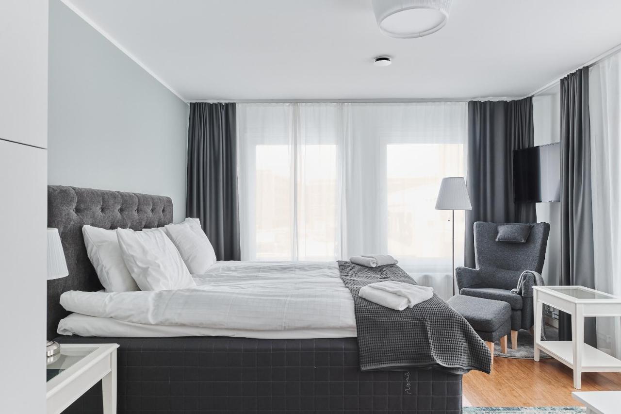 Continental Apartment Hotel Knivsta Knivsta  Екстер'єр фото