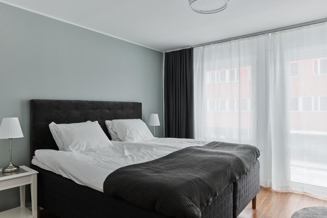 Continental Apartment Hotel Knivsta Knivsta  Екстер'єр фото