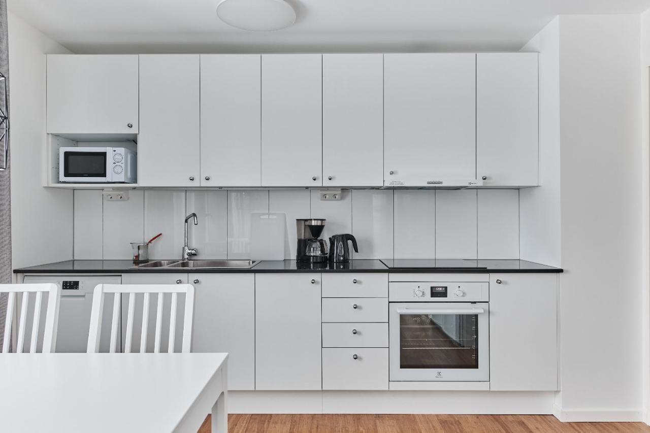 Continental Apartment Hotel Knivsta Knivsta  Екстер'єр фото